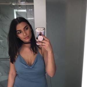 Meet your Posher, Desiree